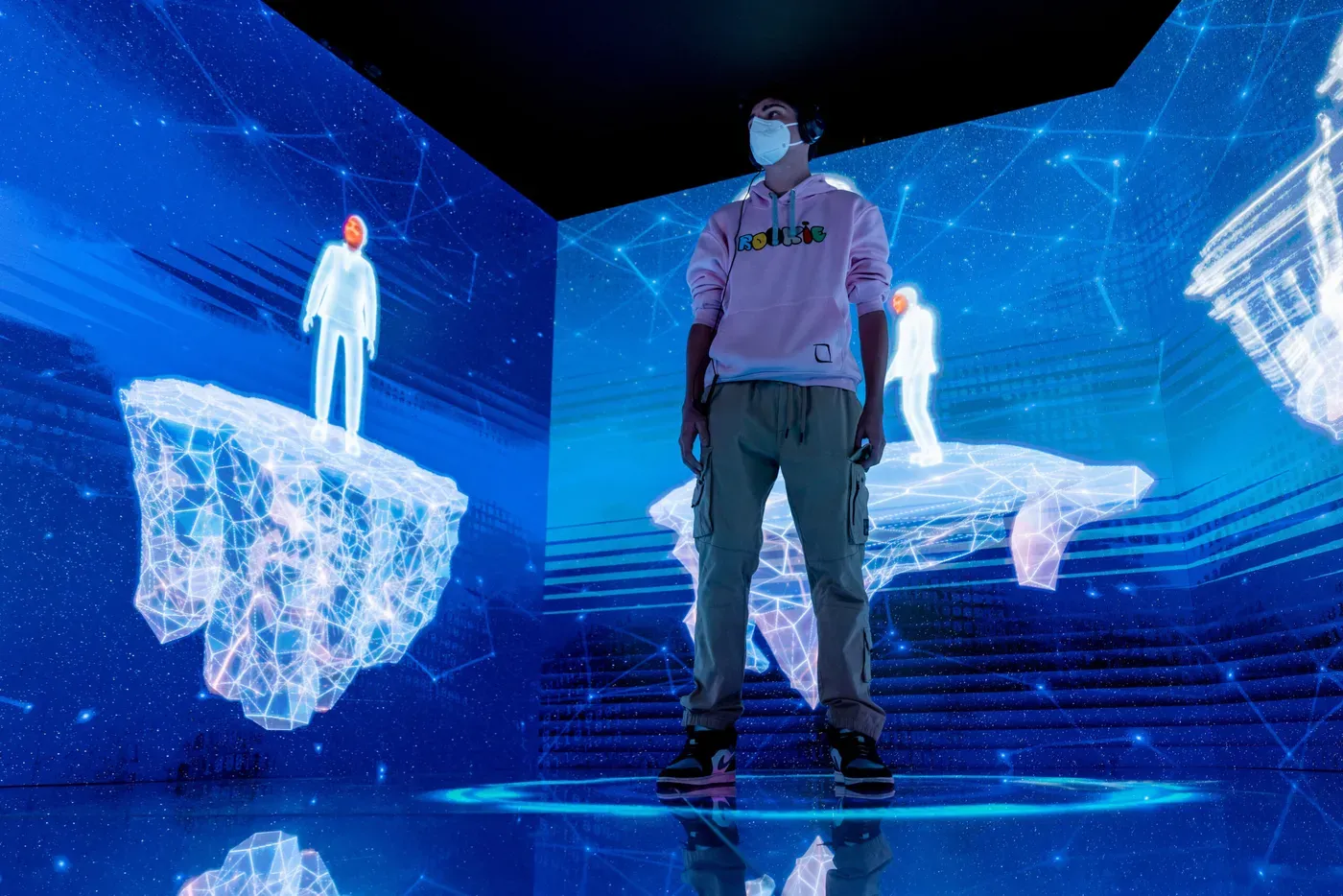 Álex Grijelmo: “Metaverso” muestra en primer lugar el elemento griego meta