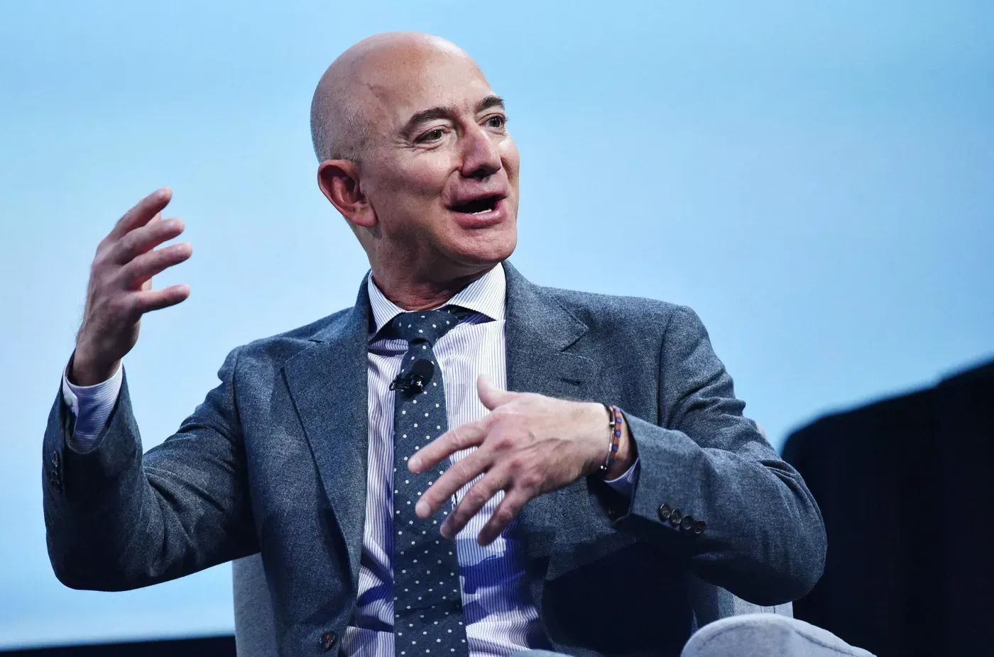 Amazon planea liquidar a unos 10.000 trabajadores