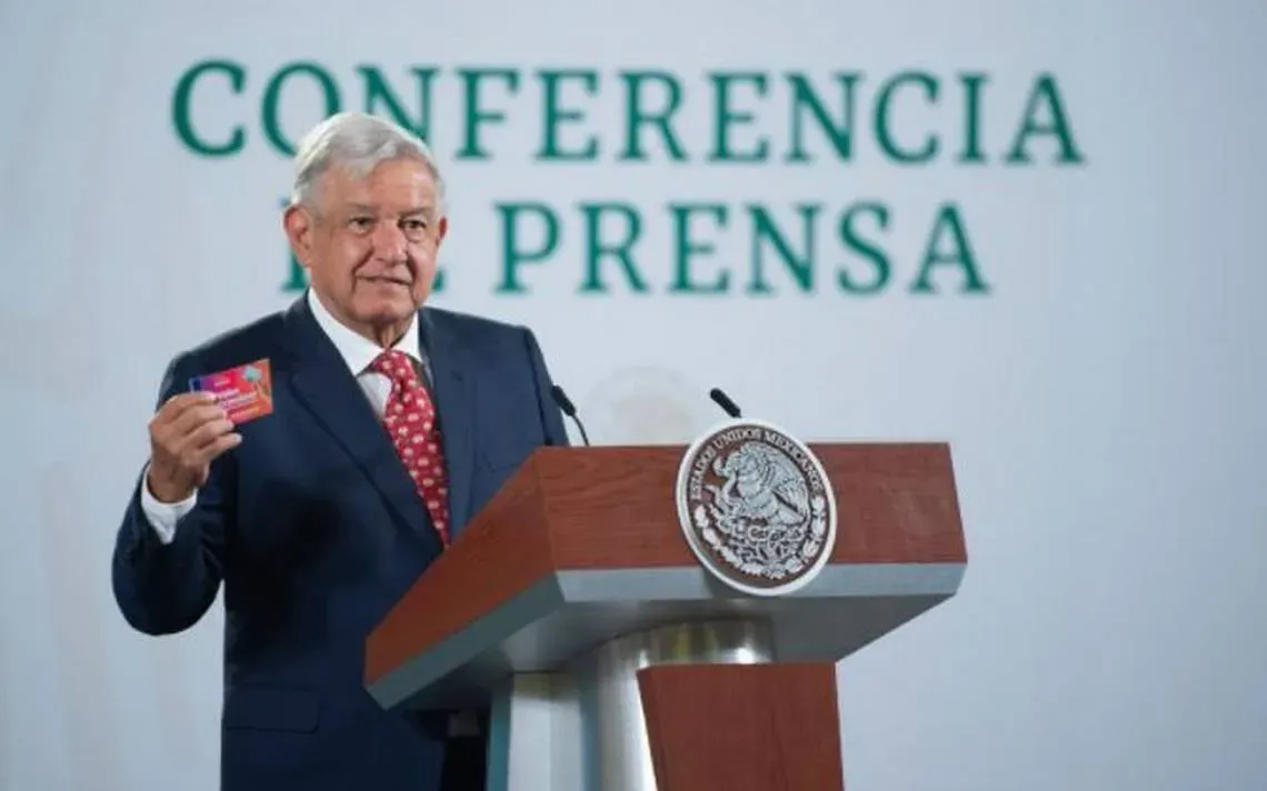 AMLO acusa de fraude electoral la entrega de vales Grandeza en Guanajuato