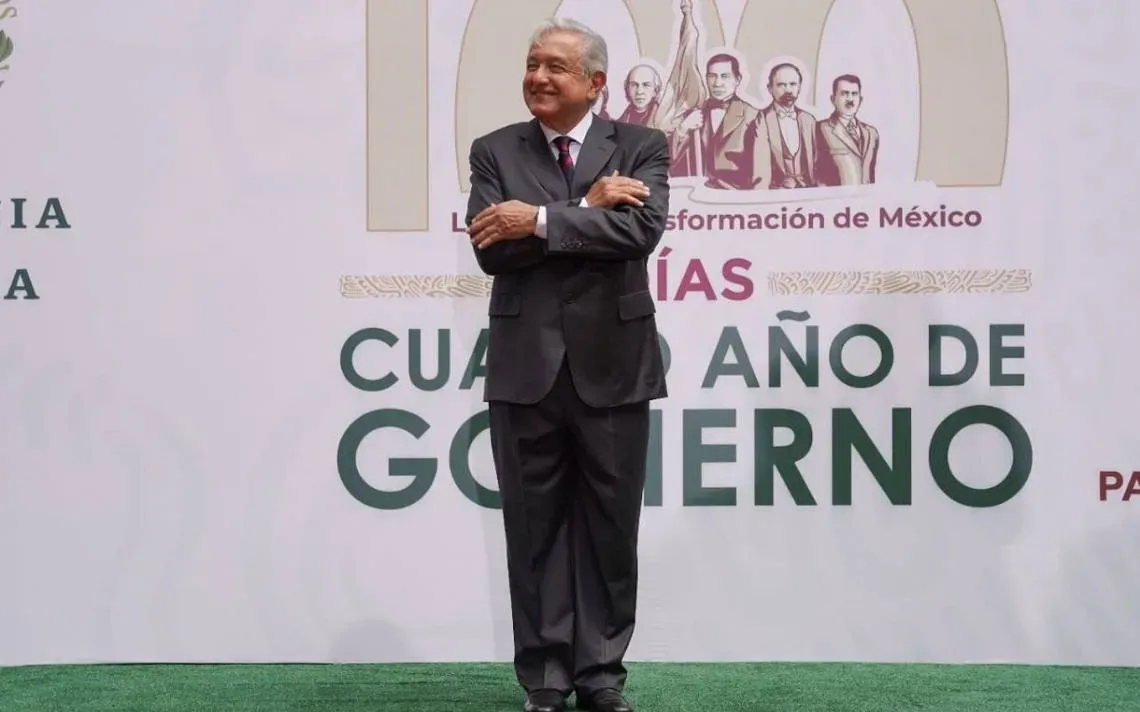 AMLO anunció que en mayo incrementara los ingresos de los trabajadores de la educación