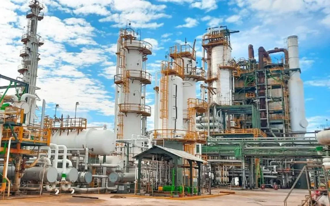 AMLO censura empresas petroleras