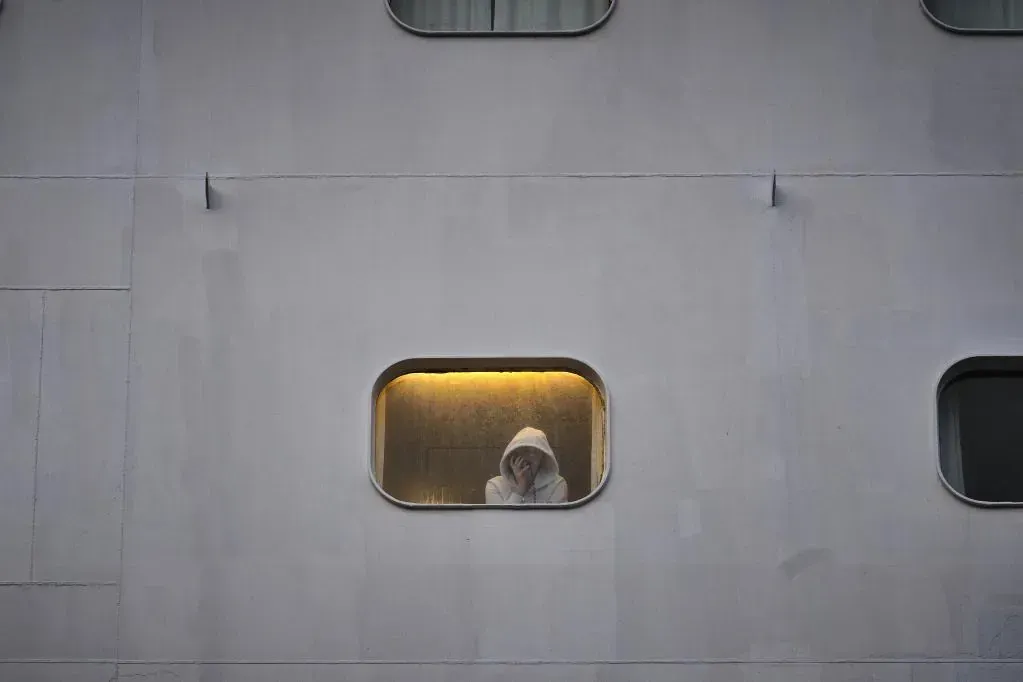 Anulada escala en Ferrol por gastroenteritis.