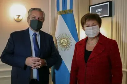 Las diferencias internas en el Gobierno argentino alejan un acuerdo con el FMI