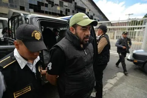 Aseguran 339 kilos de cocaína y detienen a 35 presuntos narcotraficantes