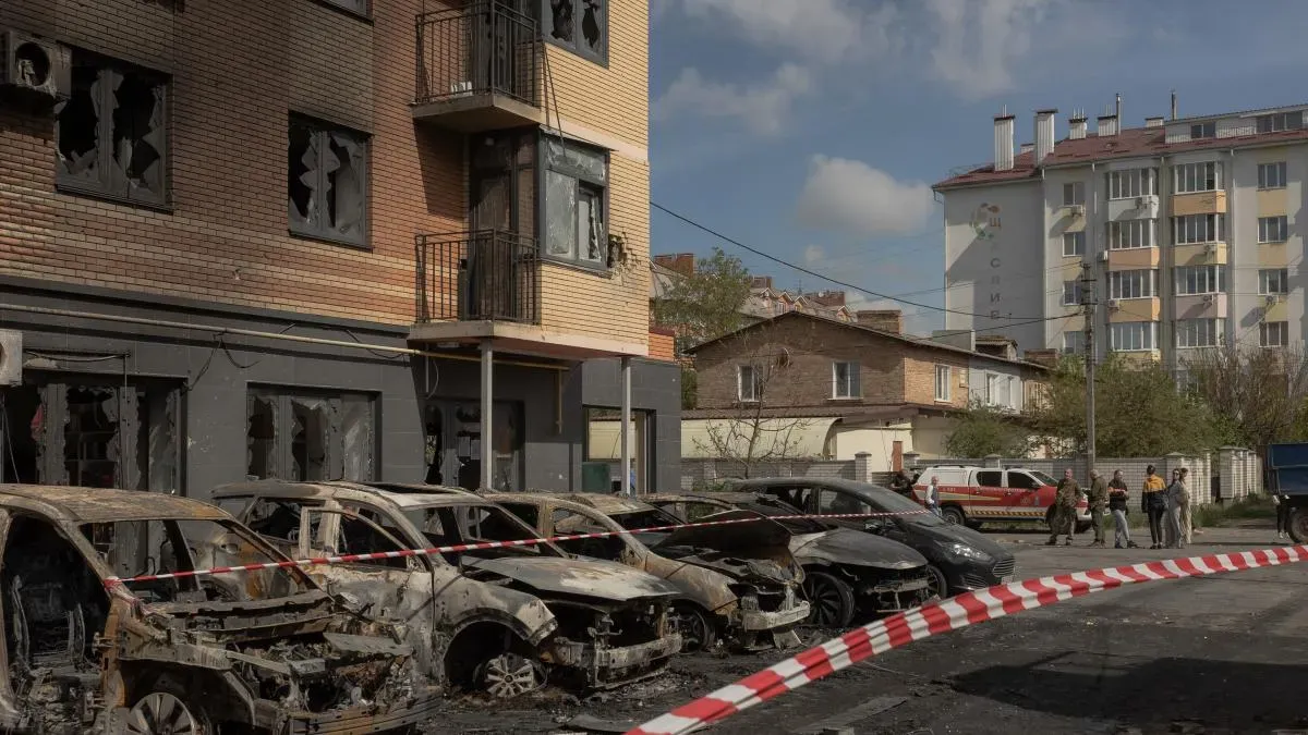 Ataque ruso deja 23 fallecidos y heridos, Ucrania solicita armamento