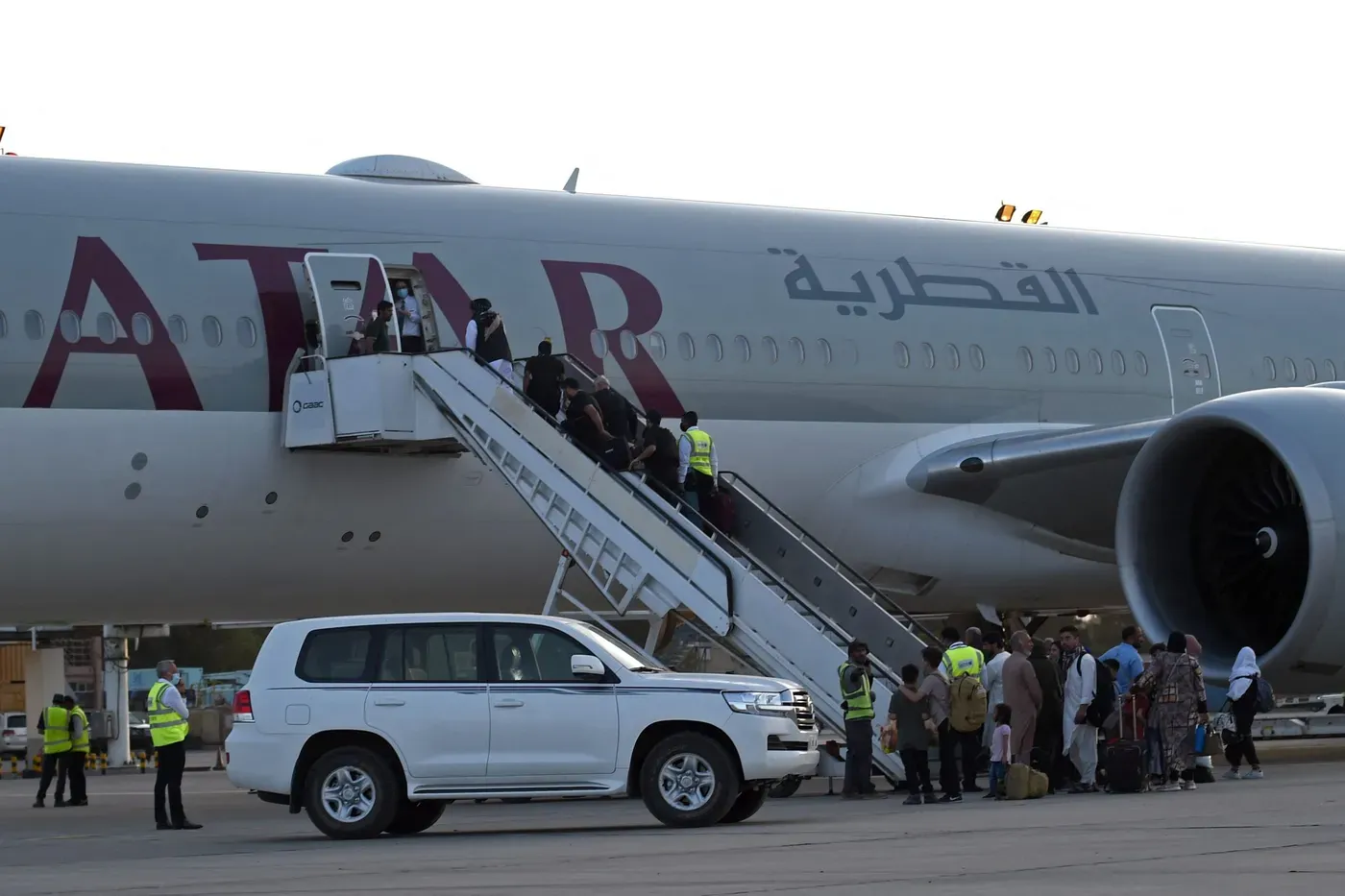 Autorizan el primer vuelo internacional en Kabul