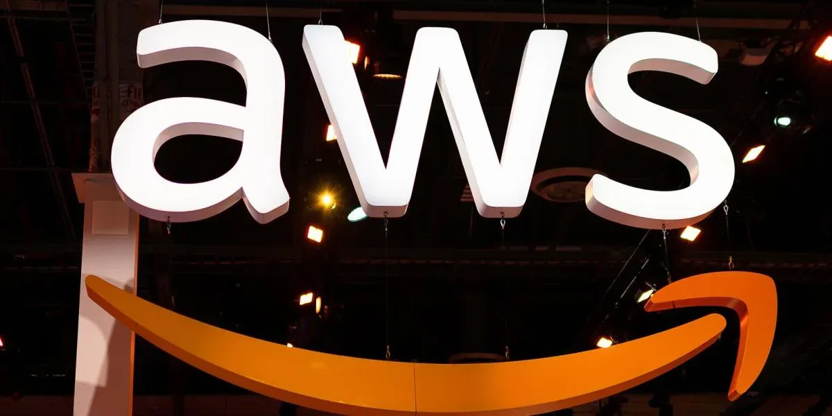 AWS inaugura data centers en Querétaro.