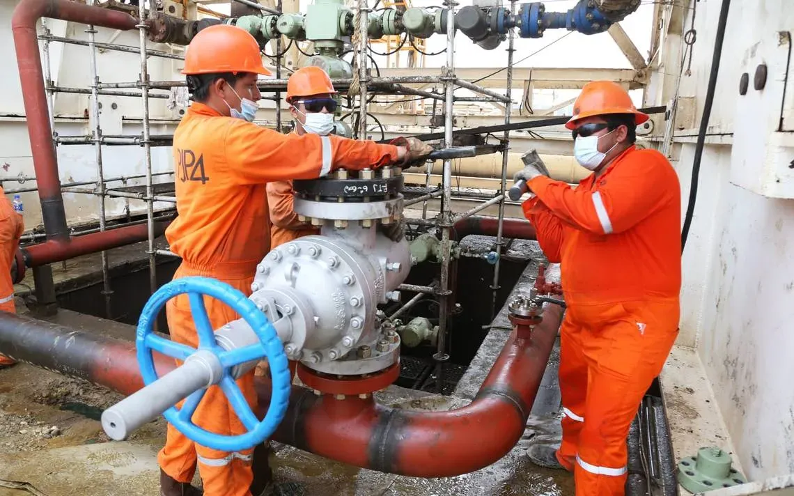 Baja 11,200 mdp aportación fiscal de Pemex