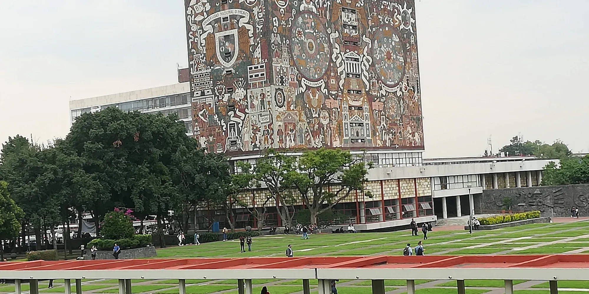 unam