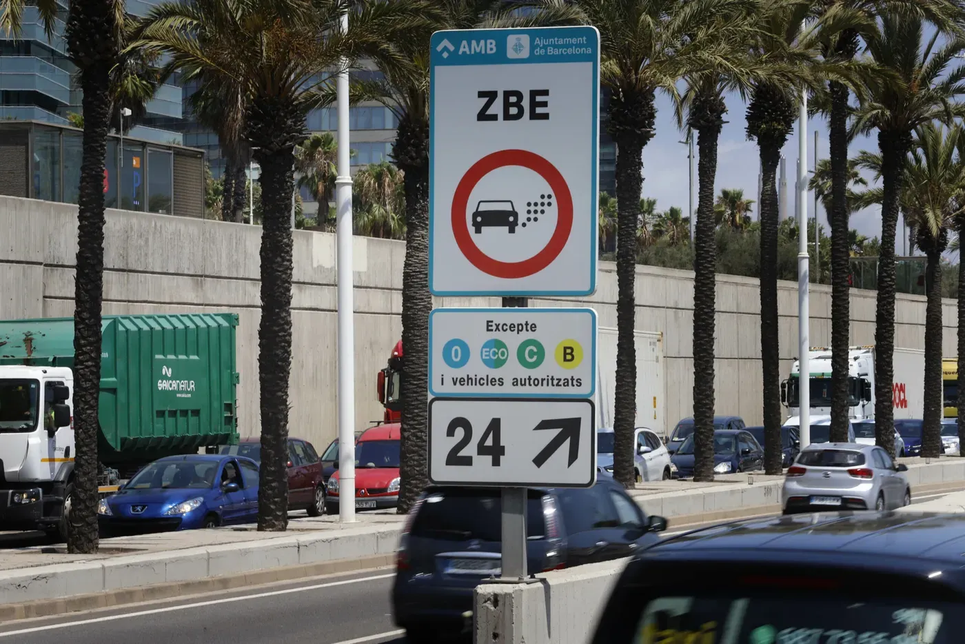 Barcelona: Ponen en marcha la Zona de Bajas Emisiones (ZBE) de la capital