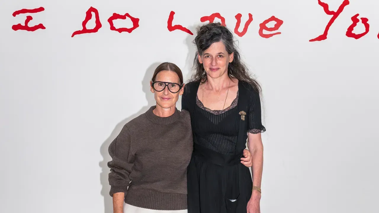 Bottega Veneta Conquistó el Guggenheim en el Gran Evento de Taryn Simon