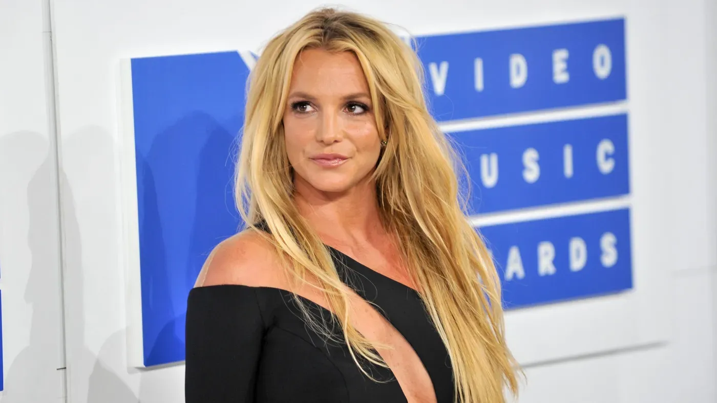 Britney Spears celebra su libertad: “su primera copa de champán en 13 años”
