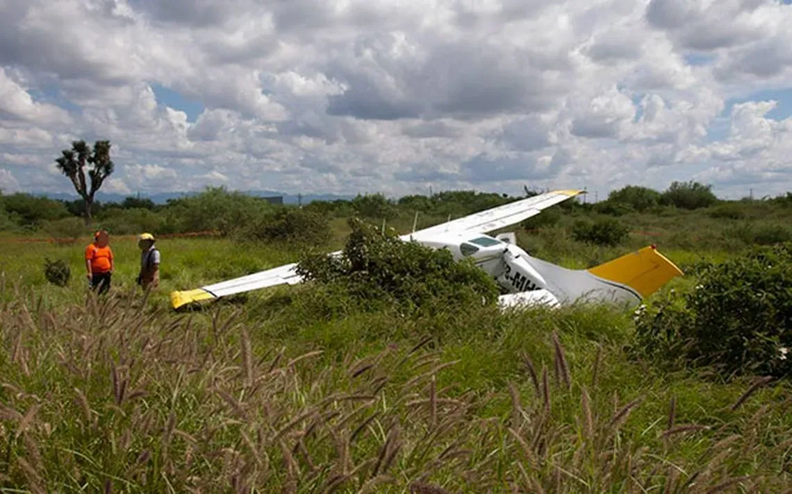 Cae avioneta en Club Campestre en Cordova, Veracruz; dos lesionados