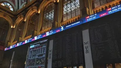 Caída de Ibex 35 por la crisis de Ucrania; con un retroceso del 2,55%