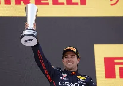 Checo Pérez en segundo lugar en el Gran Premio de España de Fórmula 1