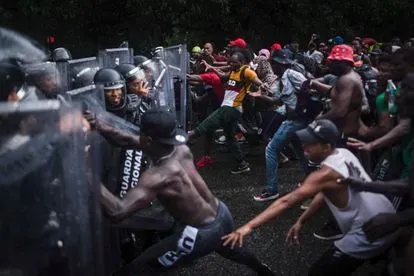 CNDH acusa al INM de usar violencia contra migrantes
