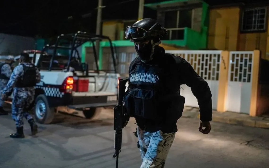 Colima: Enfrentamiento entre policías y sujetos armados en la capital del Estado