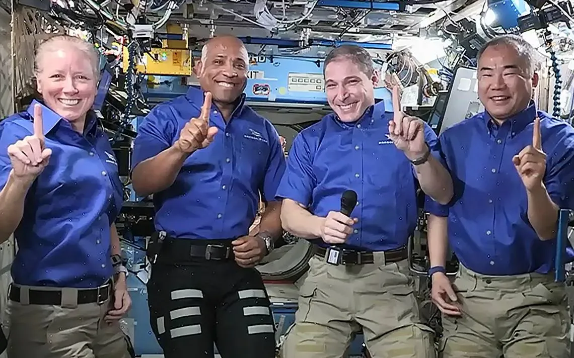¿Cómo se siente un astronauta a su regreso a la Tierra?