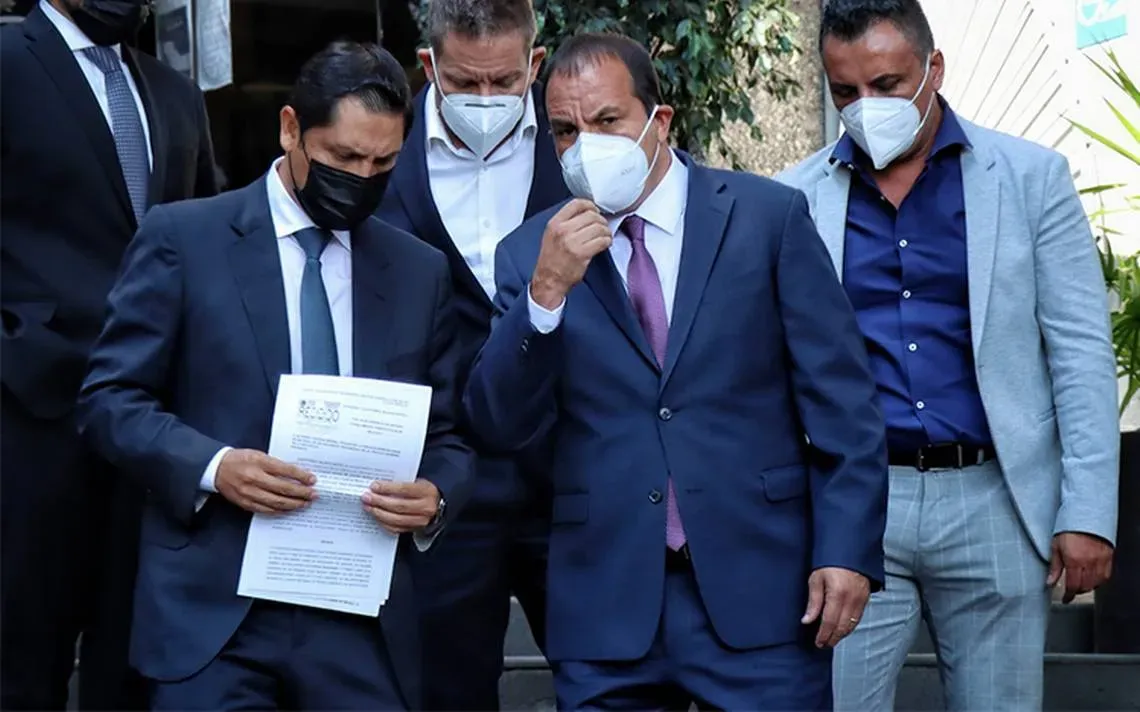 Cuauhtémoc Blanco presenta denuncia contra supuestos narcopolíticos en Morelos