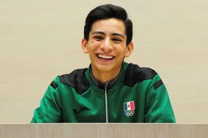 Donovan Carrillo regresa a México tras los Juegos Olímpicos