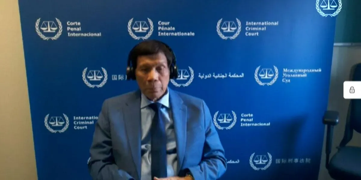 Duterte comparece ante la CPI por video