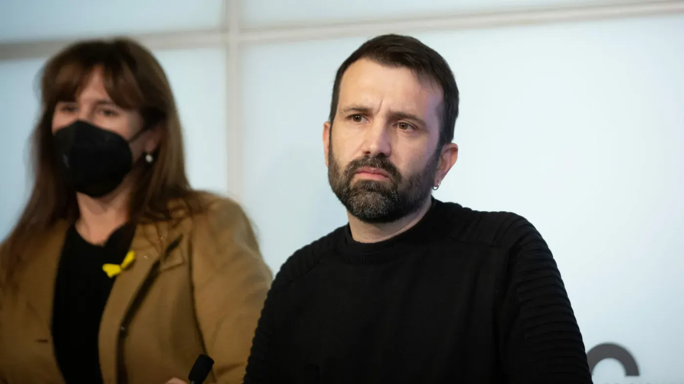 El independentismo paraliza el Parlament como protesta por el caso de Juvillà