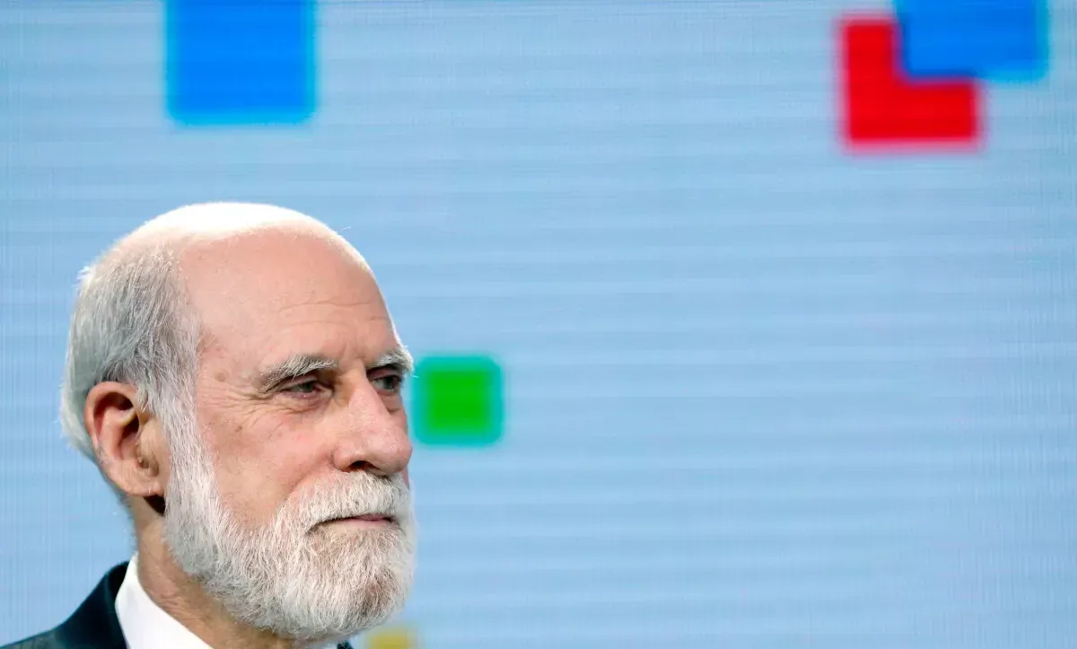 El 'Padre de la Red' se retira