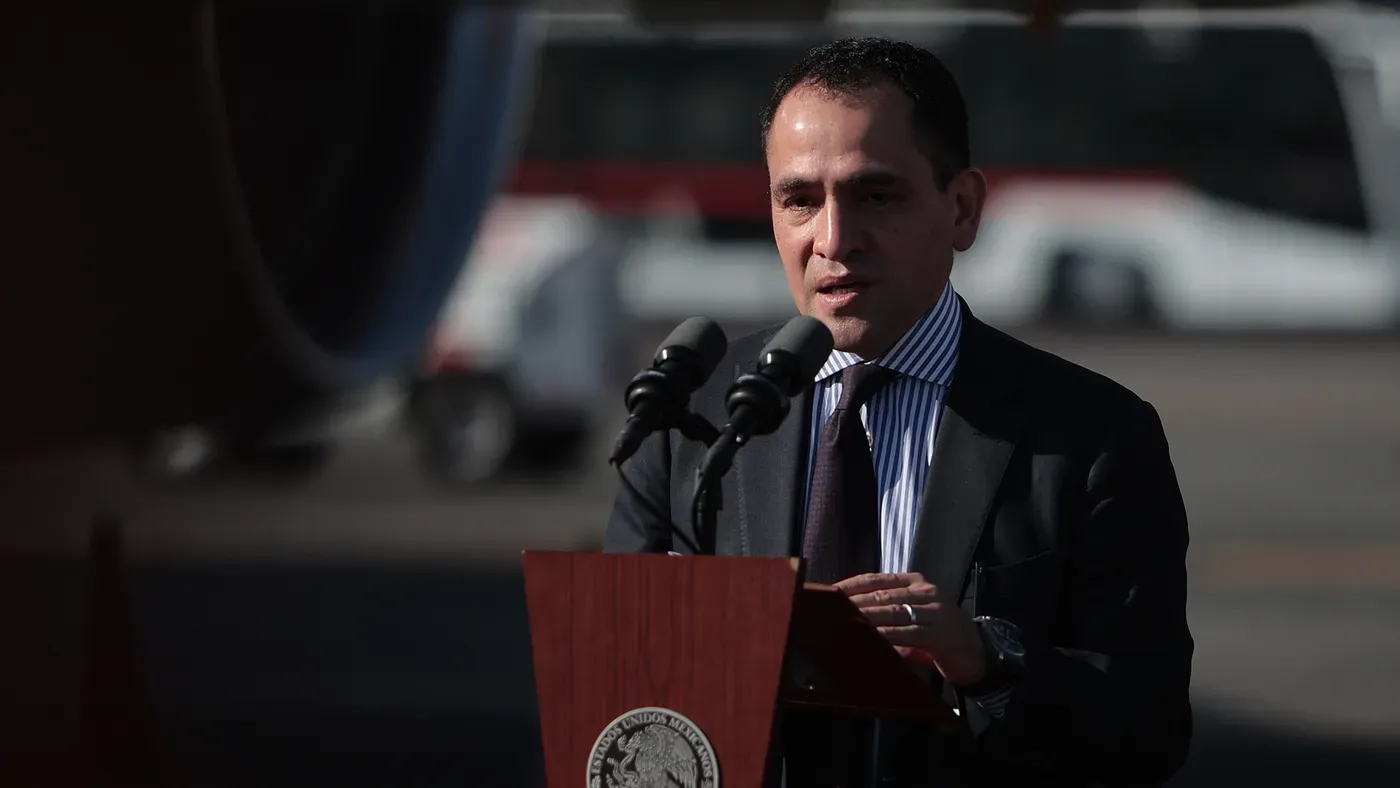 El presidente de México propone el nombramiento de Arturo Herrera