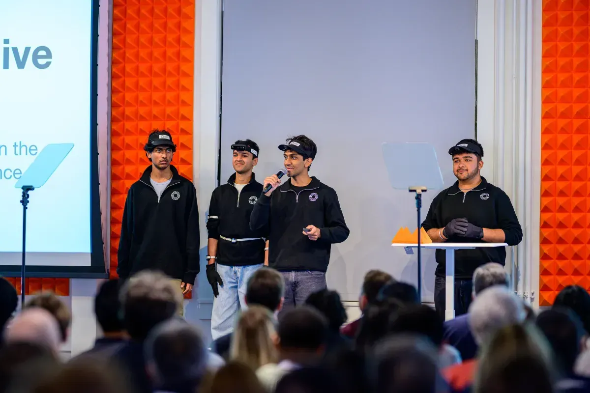 Esta empresa apuesta a que la economía colaborativa de India forme robots globales.