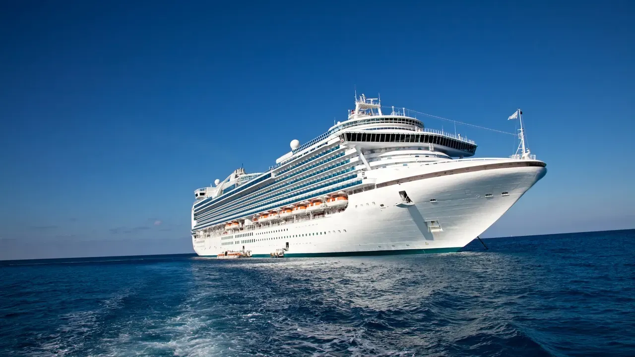 Factores que facilitan brotes en cruceros