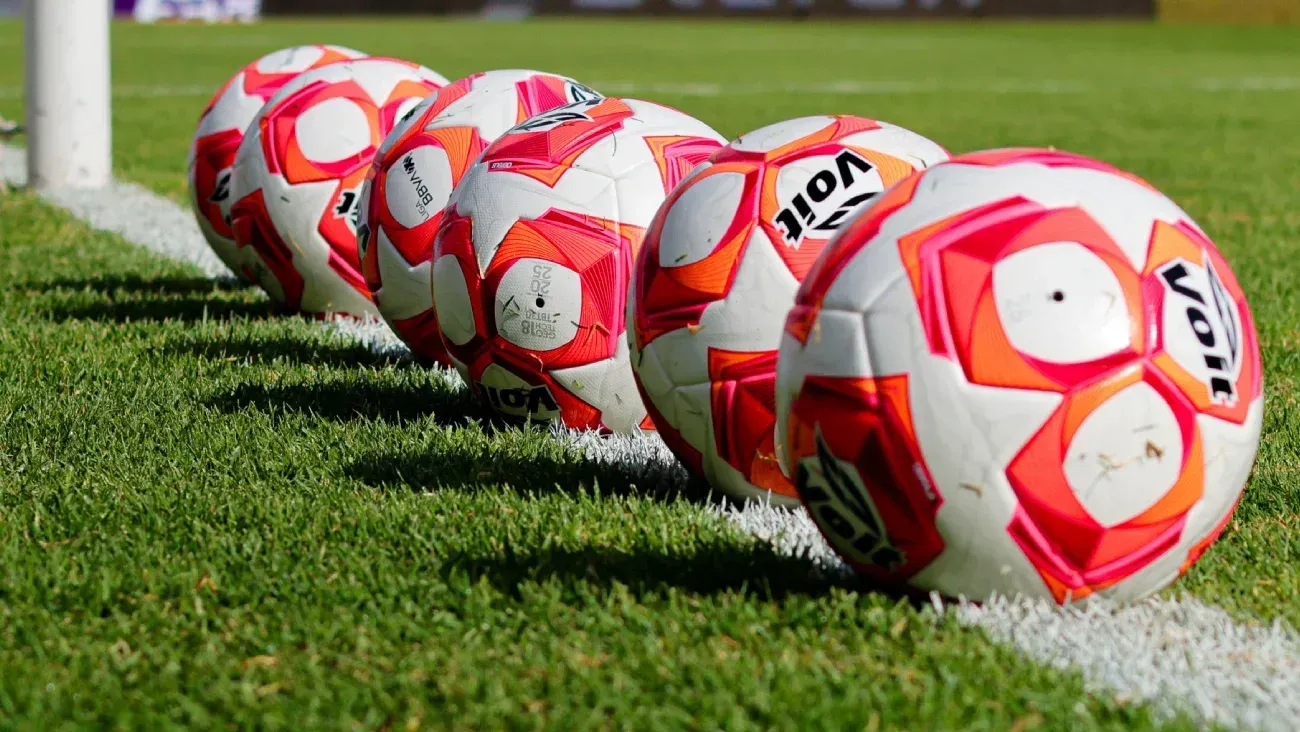 Fallece Carlos Hurtado, controvertido promotor futbolero.