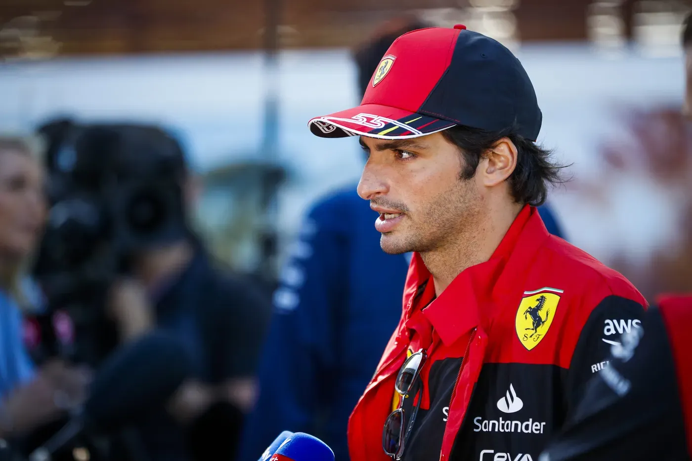 Ferrari anuncia la renovación de Carlos Sainz hasta 2024