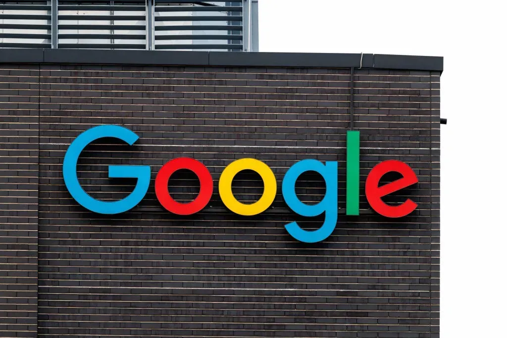 Google prueba resúmenes de artículos con IA