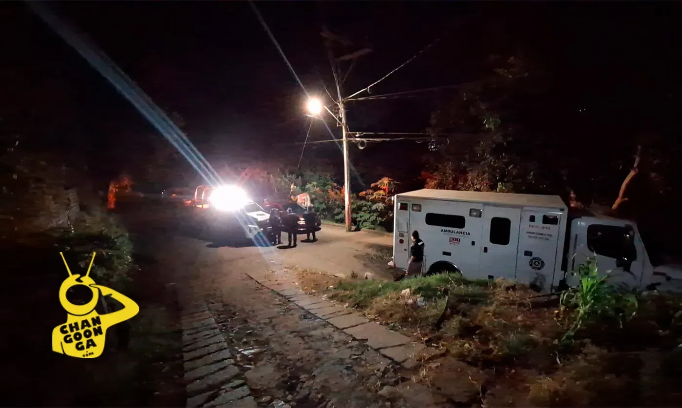 Hombre se lanza al Río Cupatitzio desde "Puente del Terror"