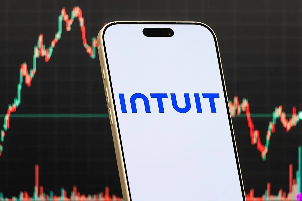 Intuit despedirá más de 3,000 trabajadores por IA.