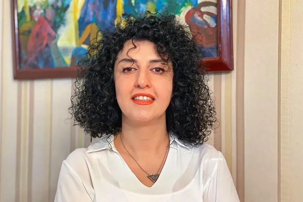 Irán arresta brutalmente a Narges Mohammadi