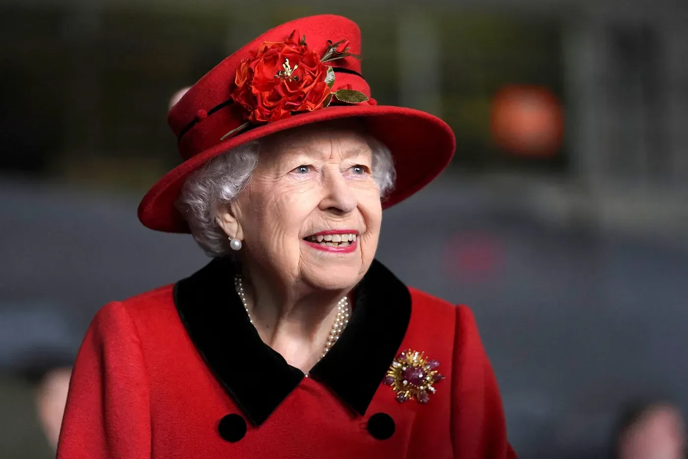 Isabel II revela sus planes para celebrar 70 años de reinado: cuatro días de fiesta, un megaconcierto en Buckingham y 1.400 soldados