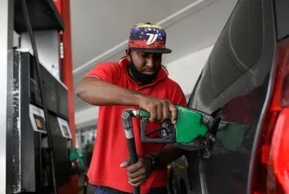 La eliminación gradual del combustible perjudica a Venezuela