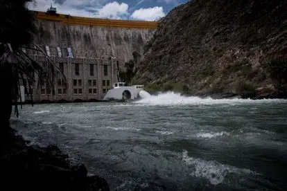 La gran apuesta ambiental: Energía hidroeléctrica “la más barata y limpia”