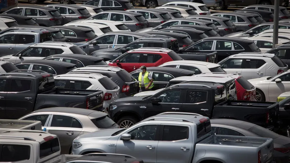 La guerra contra el CO₂ de los coches empieza en Cataluña