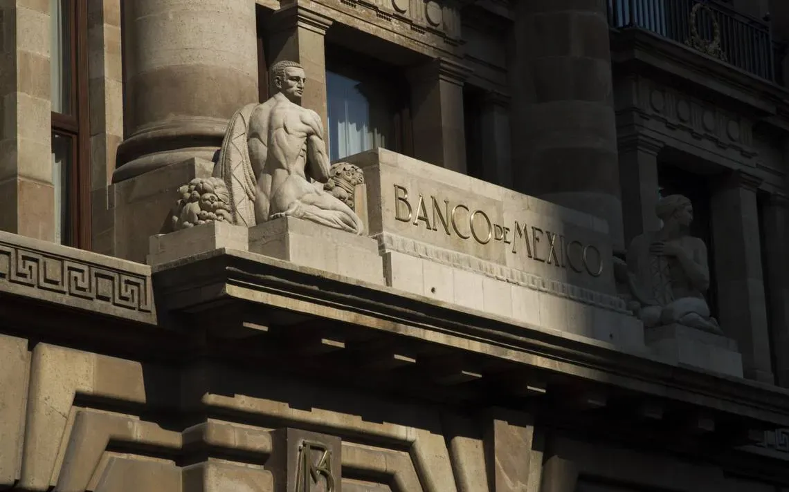 México crecerá 4.8% en 2021: encuesta de Banxico