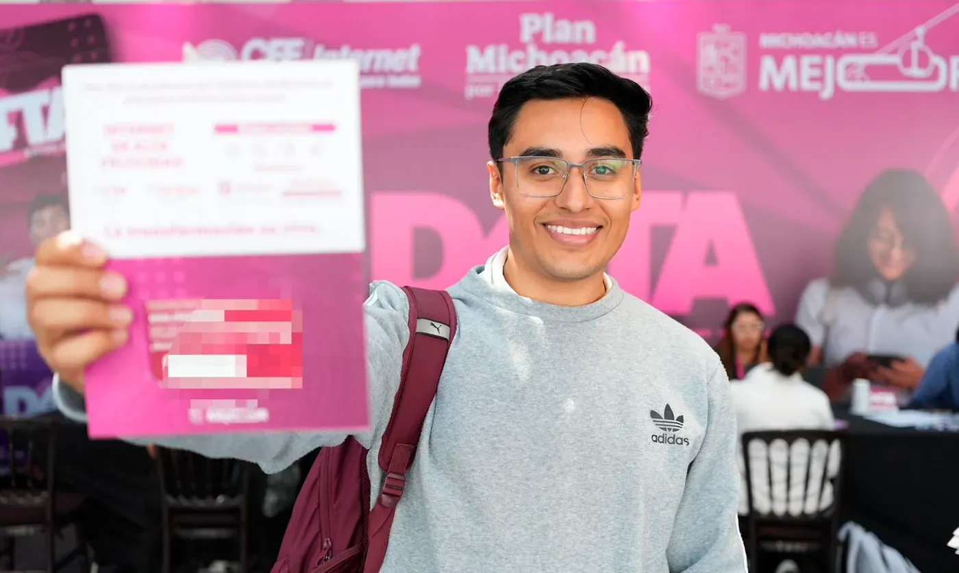#Michoacán: Entrega de Chips D4ta, Más de 100 Mil Jóvenes Con Internet Gratis