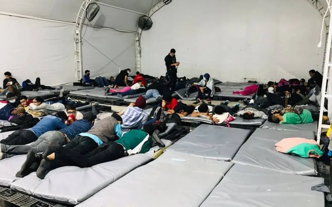 Monterrey: Canalizan a 105 migrantes en hotel, querían llegar a la frontera