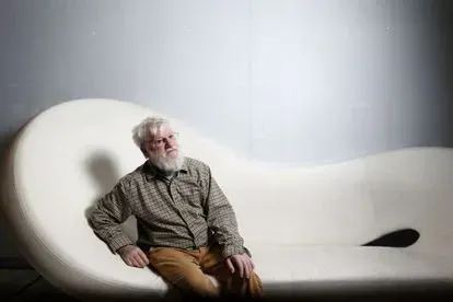 Muere el artista Dan Graham a los 79 años