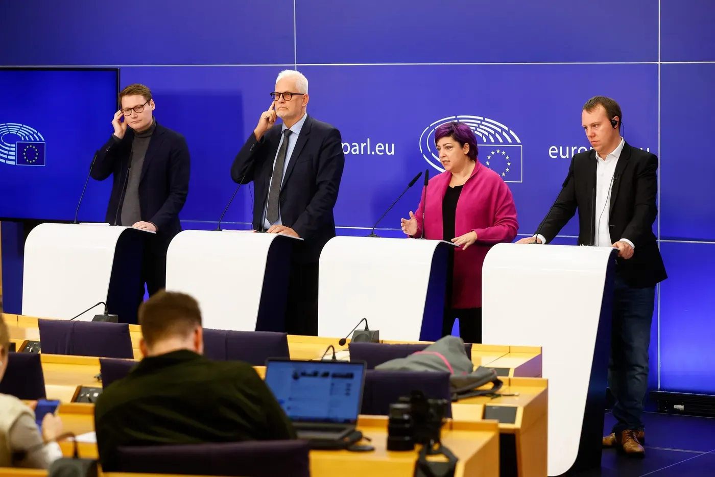Parlamento Europeo exige que la UE congele los fondos a Hungría
