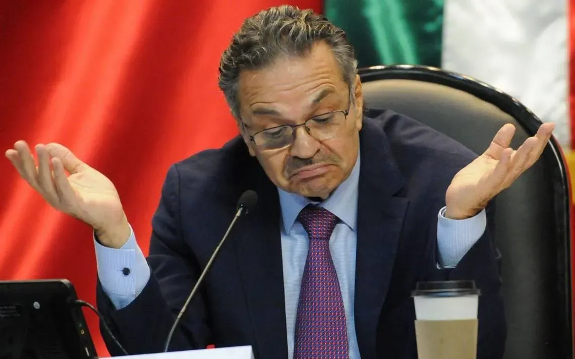 Pemex busca apoyo económico del gobierno para pagar su deuda