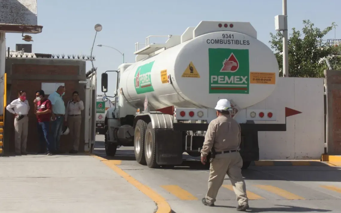 Pemex cerró 2021 con una pérdida de 224 mil 363 millones de pesos