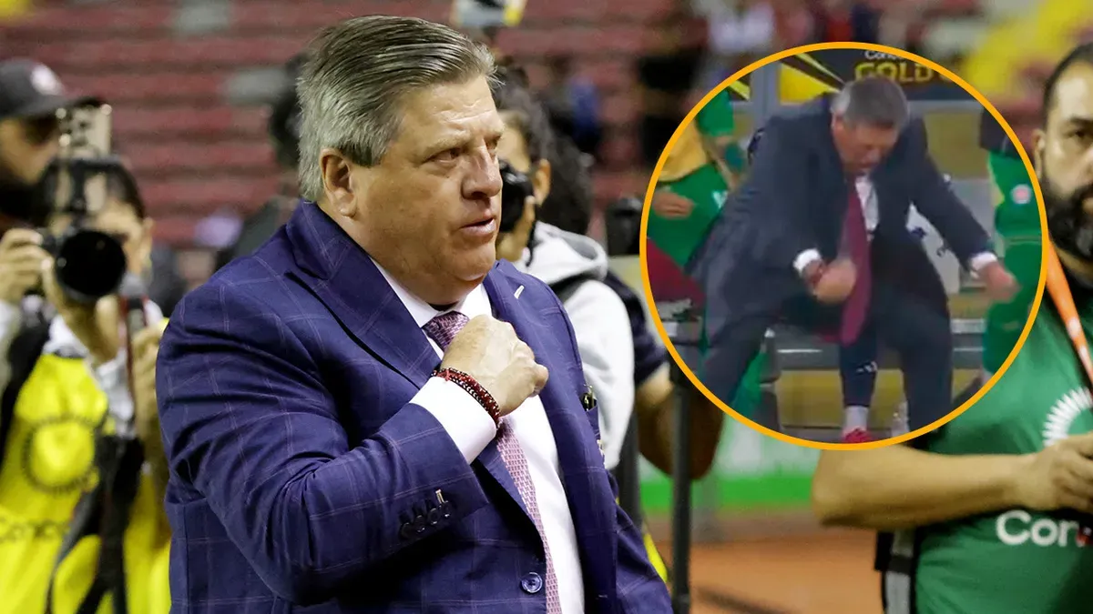 Piojo Herrera y su celebración tras victoria de Costa Rica.