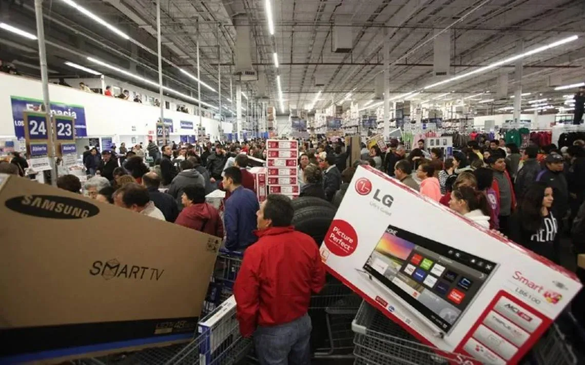 Por tercera ocasión, Walmart madruga al Buen Fin