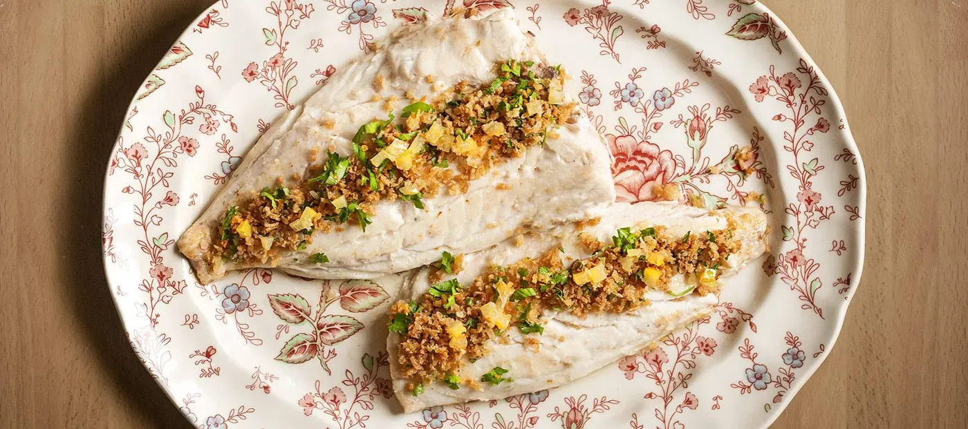 Prepara una deliciosa "Dorada con Costra Crujiente de Limón"